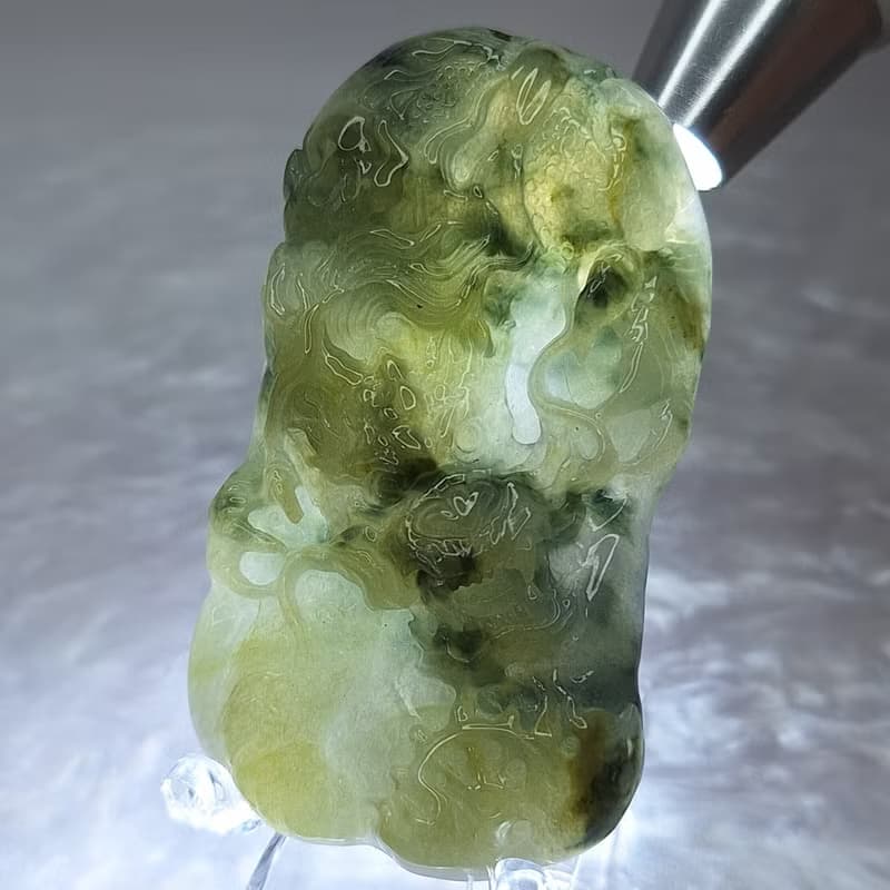 稀有冰秋香起膠飄花龍牌 | 天然緬甸玉A貨翡翠