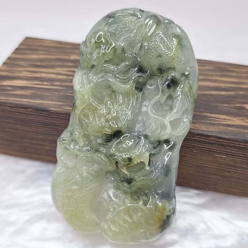 稀有冰秋香起膠飄花龍牌 | 天然緬甸玉A貨翡翠