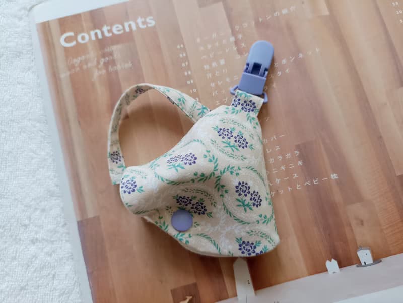 【5日內出貨】花束 彌月禮物 可拆奶嘴防塵套夾  嬰兒圍兜 平