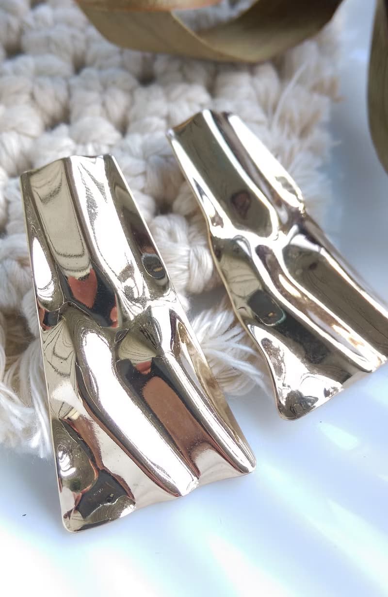 Vintage Jewelry 西洋古董飾品 金色調 波浪 針式耳環