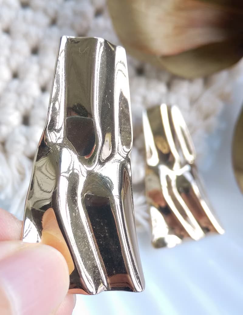 Vintage Jewelry 西洋古董飾品 金色調 波浪 針式耳環