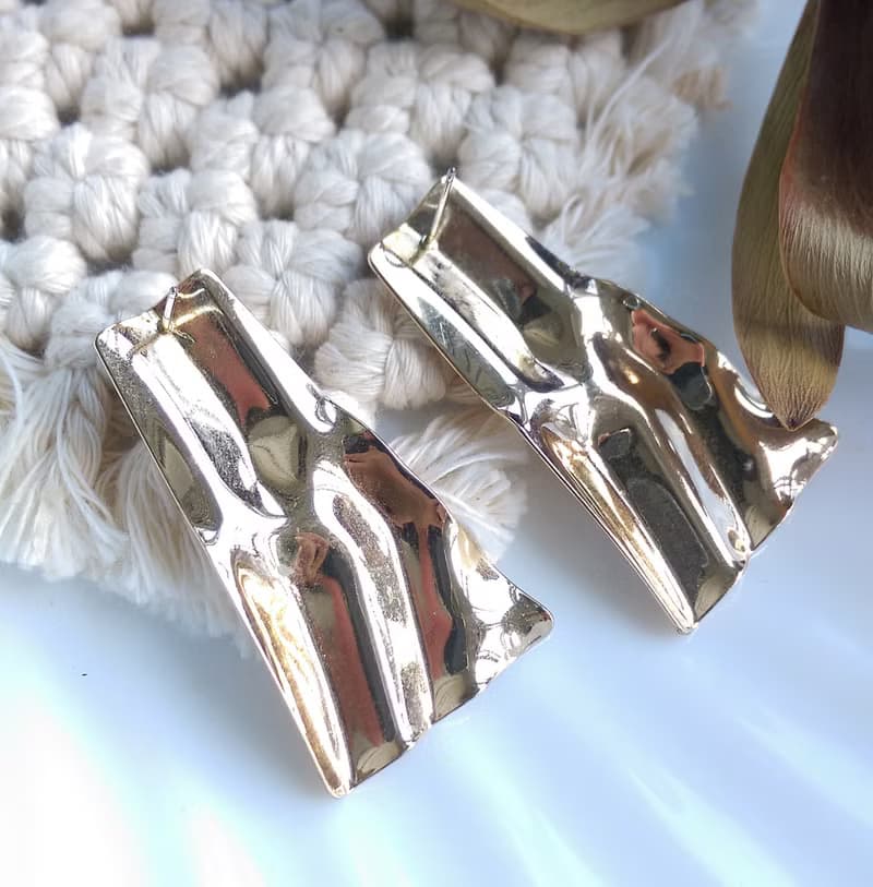 Vintage Jewelry 西洋古董飾品 金色調 波浪 針式耳環