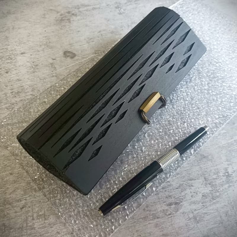 個性禮物/茉樂手盒/楊木極致黑/菱格紋/筆盒/眼鏡盒