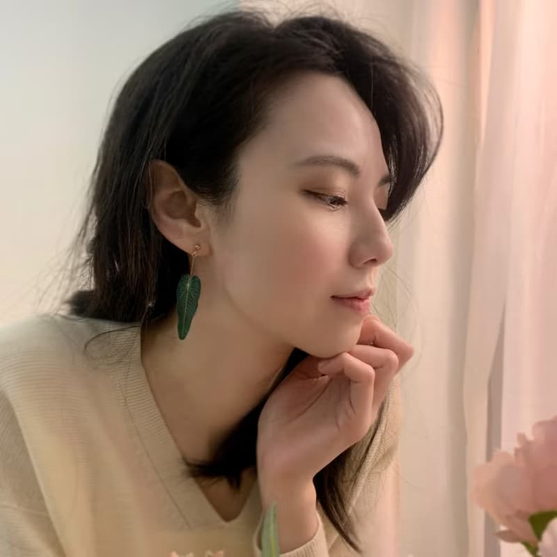 耳環 龜背芋 觀葉 植物 樹脂 水鑽 銀飾 耳夾  禮物 禮盒 情人節