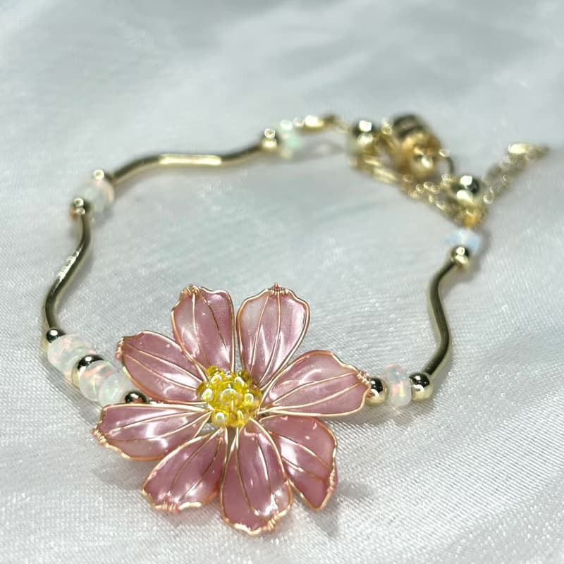 【粉色波斯菊x蛋白石 - 水晶花手鏈】十月生日花 生日石 花言日和