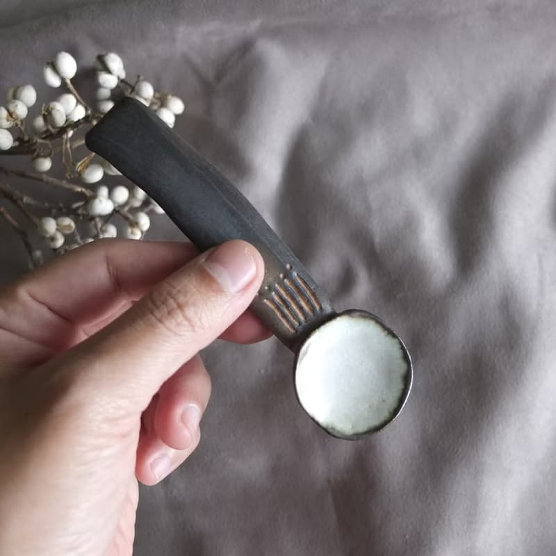 簡單生活 造型短陶匙