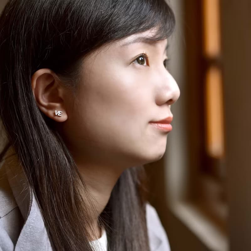 LOVE耳環  抗過敏醫療鋼