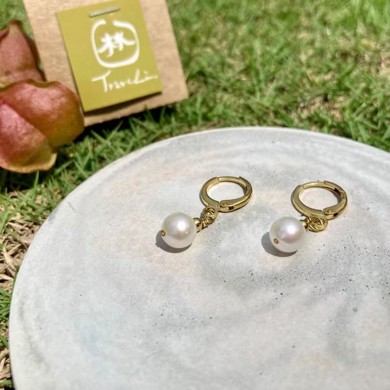老林雜貨 | 花好月圓一顆珍珠耳環 (針式 / 夾式)