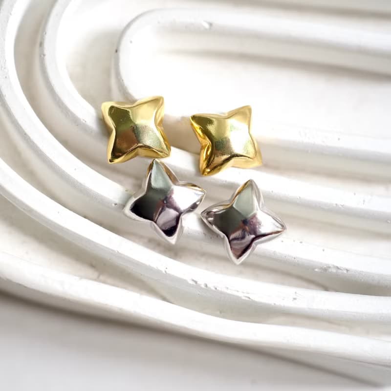 Dainty Star Stud Earrings | 925 Sterling Silver | 14K Gold or Rhodium Plated