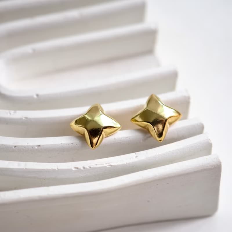 Dainty Star Stud Earrings | 925 Sterling Silver | 14K Gold or Rhodium Plated