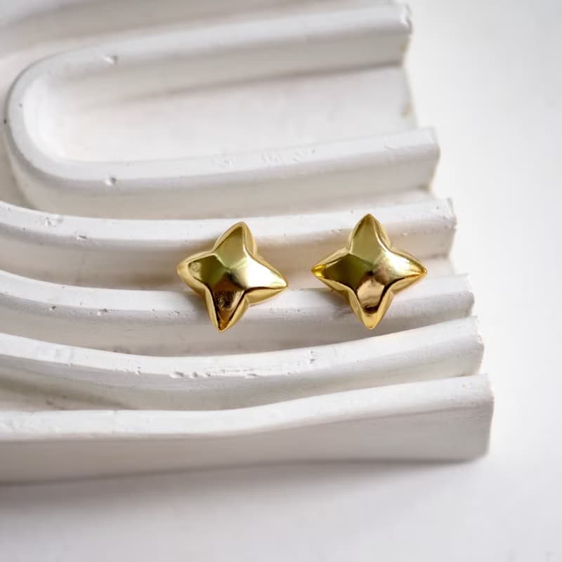 Dainty Star Stud Earrings | 925 Sterling Silver | 14K Gold or Rhodium Plated
