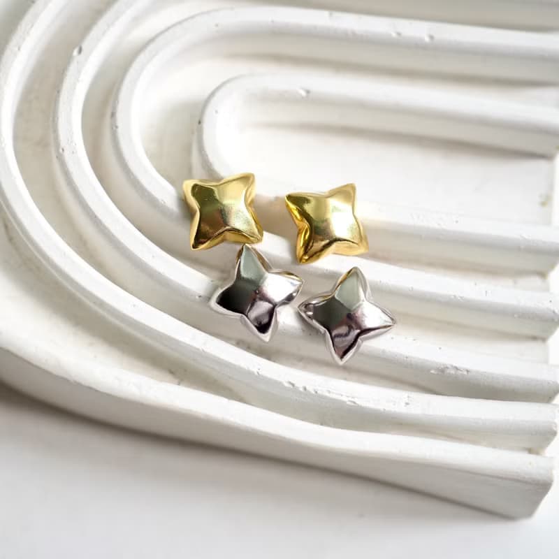 Dainty Star Stud Earrings | 925 Sterling Silver | 14K Gold or Rhodium Plated