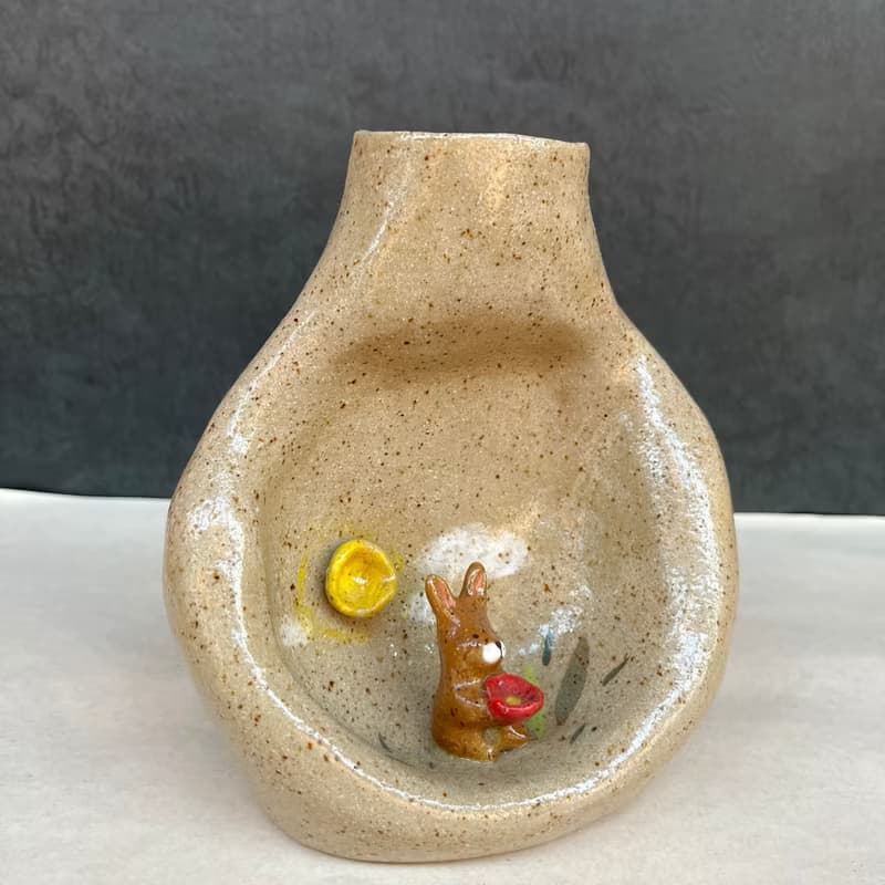 A Lu 兔兔大陶花器/禮物/手作手繪 採美國進口陶土 原創僅此一件