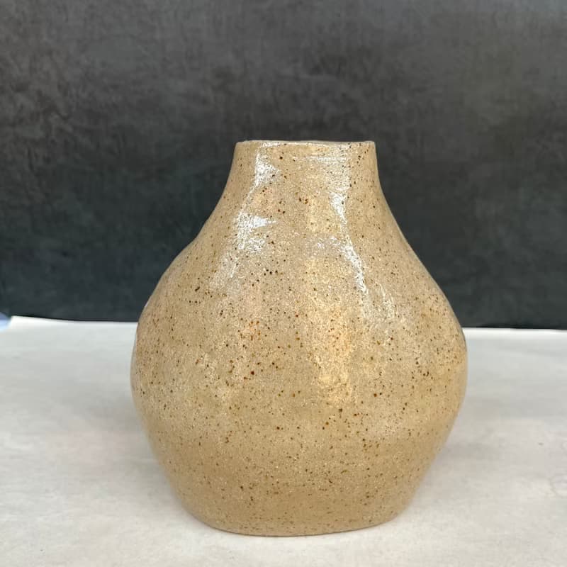 A Lu 兔兔大陶花器/禮物/手作手繪 採美國進口陶土 原創僅此一件
