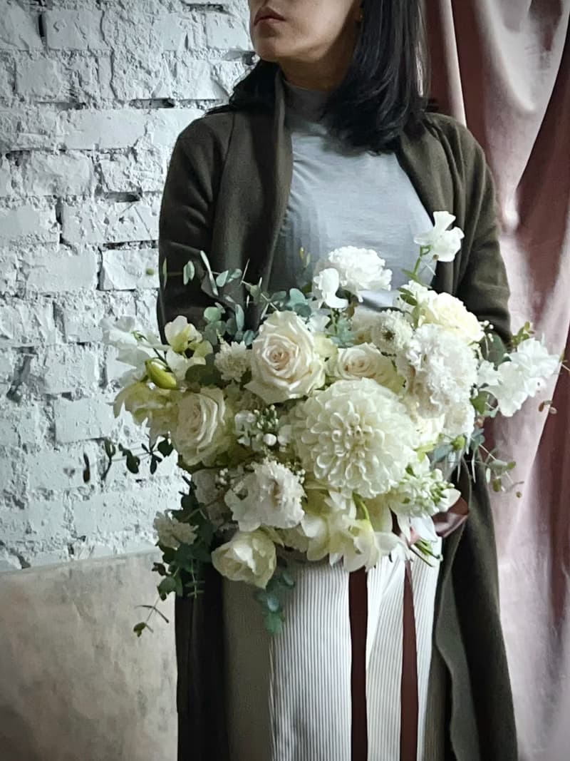 SCwedding新娘手綁花束 奶油暖白系自然風格 附質感飄逸長絲帶