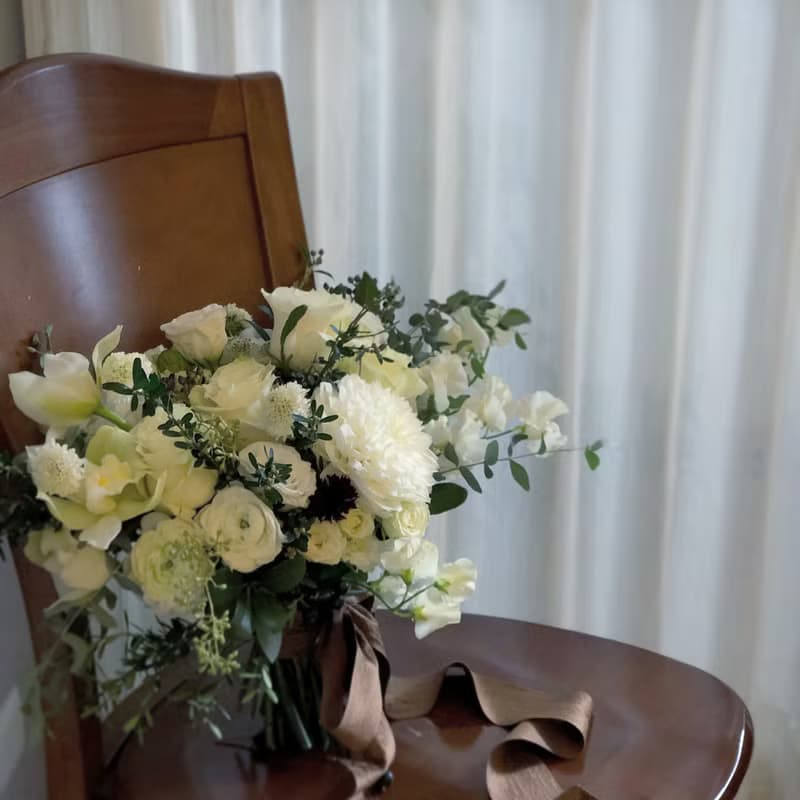 SCwedding新娘手綁花束 奶油暖白系自然風格 附質感飄逸長絲帶