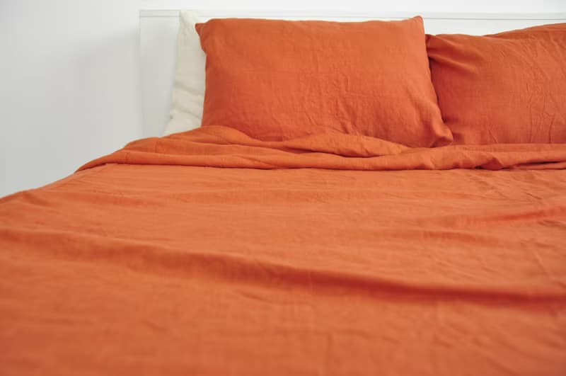 Burnt orange linen sheet set / Flat+fitted sheet+2 pillowcases / Orange bedding
