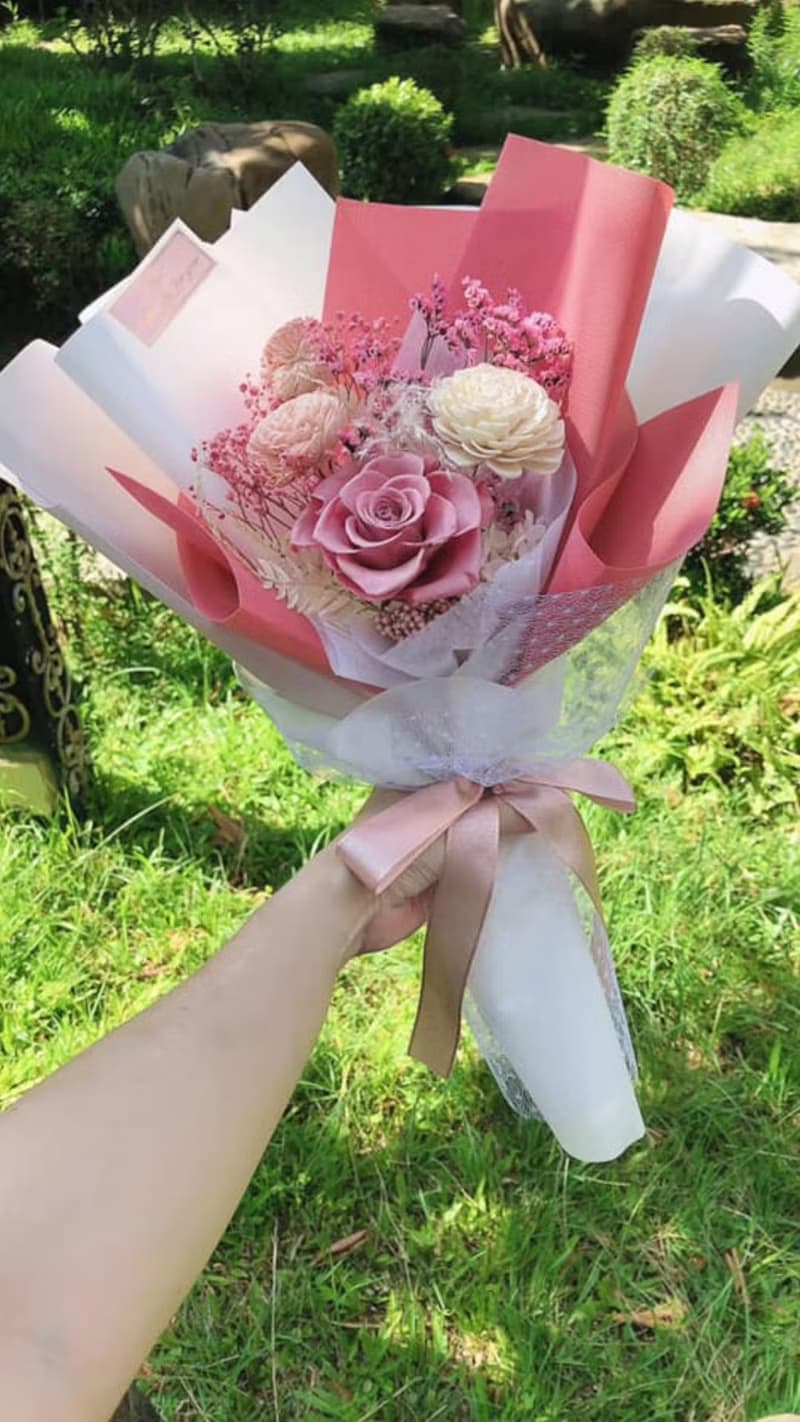 霧玫粉永生玫瑰香氛花束/情人節花束/求婚花束/畢業花束/謝師花束