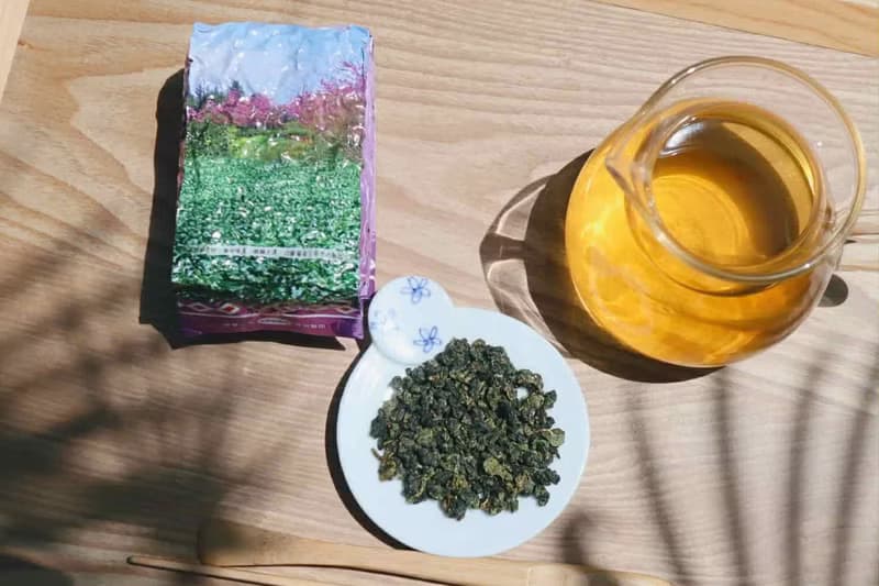 【輕享系列】新春茶丨清香烏龍丨花香輕啜・清雅如風