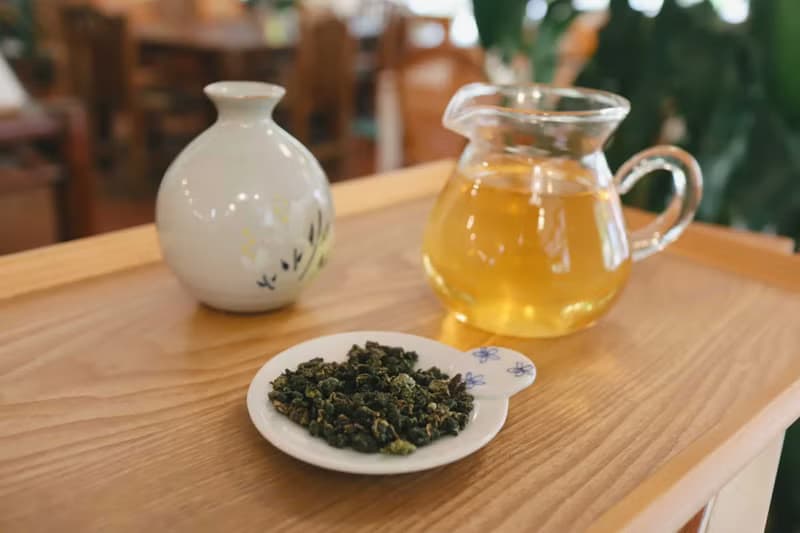 【輕享系列】新春茶丨清香烏龍丨花香輕啜・清雅如風