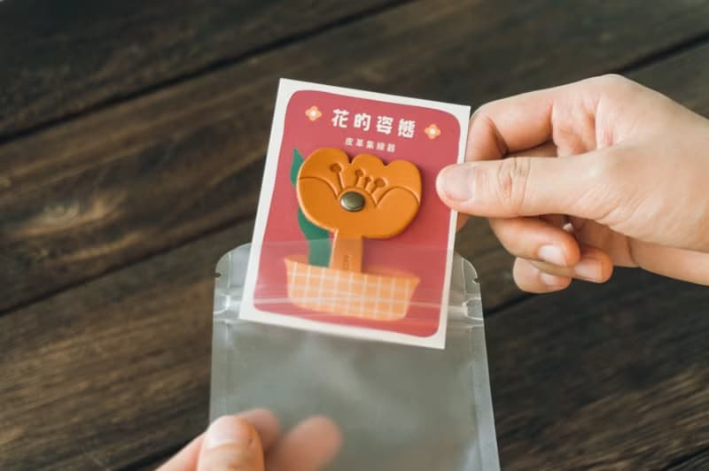 【交換禮物】花的姿態-皮革集線器 生日送禮 / W6-035 / 成品