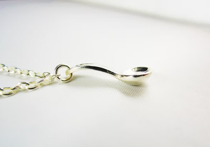 銀湯匙[十字之愛] 純銀項鍊 手作 彌月禮 / 手鍊 / 鎖骨鍊 / 禮物 / 紀念日