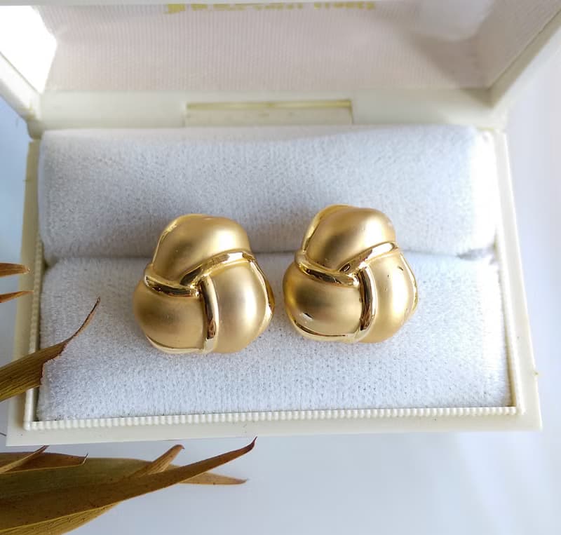 Vintage Jewelry 西洋古董飾品 啞光 金色調 簡約 小巧 針式耳環