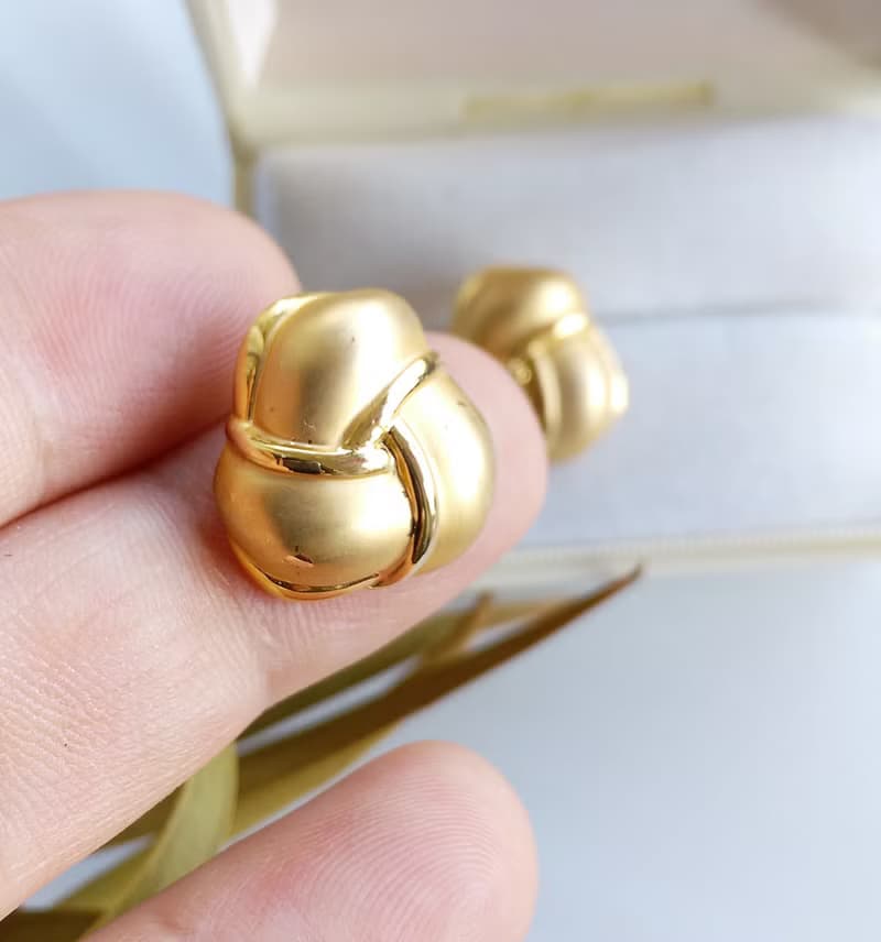 Vintage Jewelry 西洋古董飾品 啞光 金色調 簡約 小巧 針式耳環