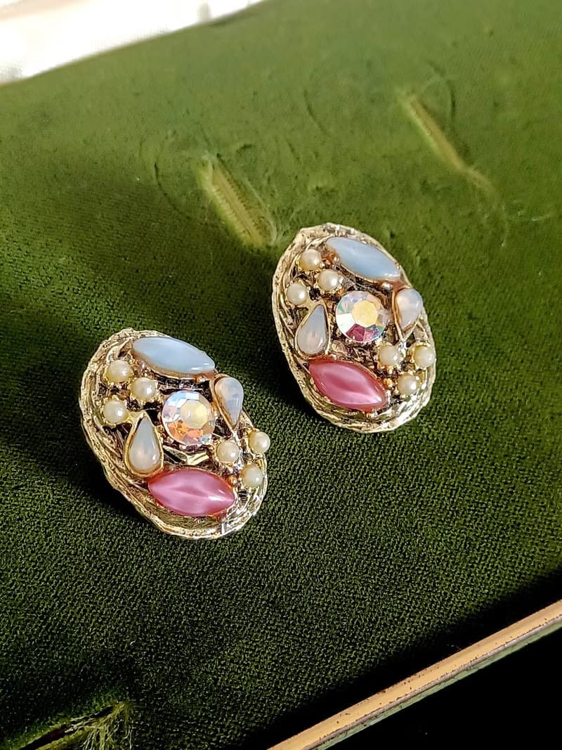 vintage jewelry  古典豐華繁花萊茵 夾式耳環