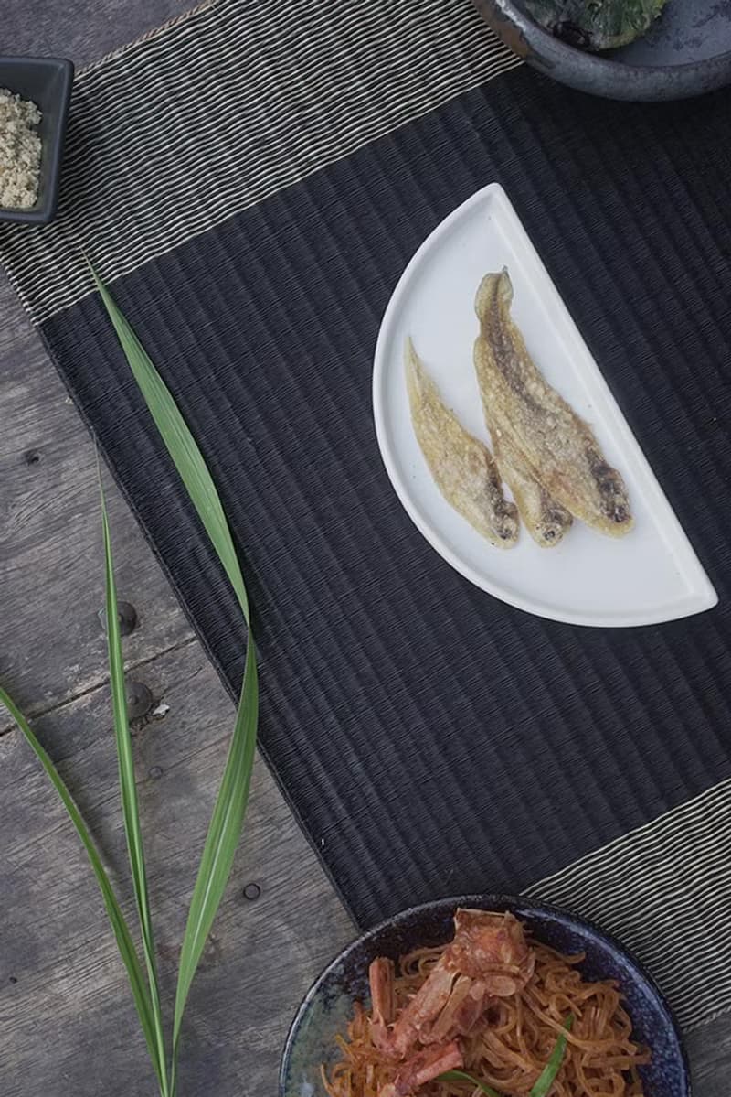 Set 2, black and white Housewarming Gifts, placemat, table mat, jute platemat