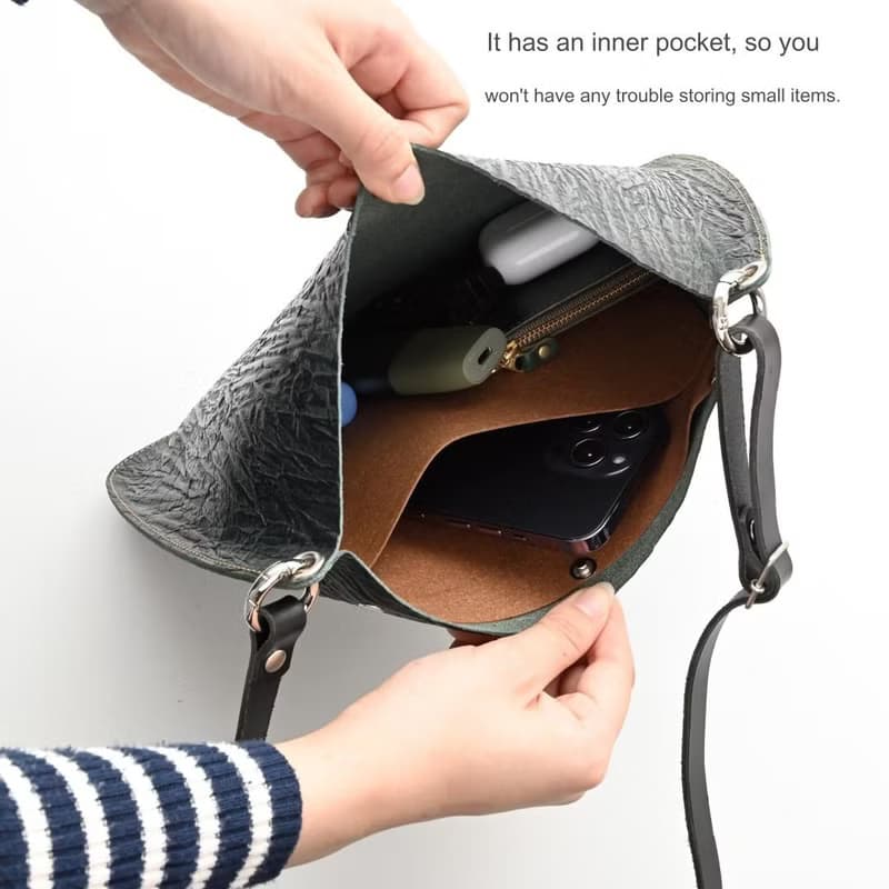 サコッシュ 【 ヴィンテージ風 シボ 】 革 レザー バッグ ショルダーバッグ ポシェット メンズ プレゼント ギフト DE07M