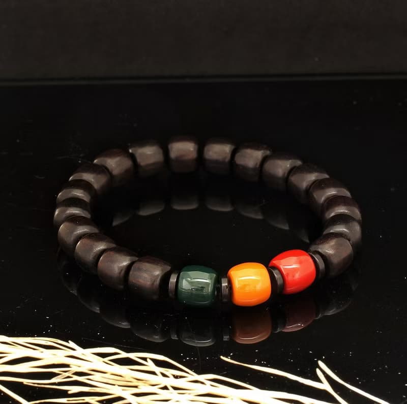 黑檀 + 亞拉善 8x9mm 桶型木珠手鍊 ( 115010 )