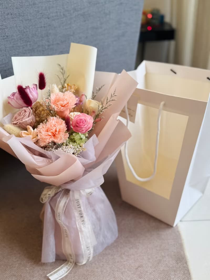 畢業花束 謝師花束 附花禮提袋