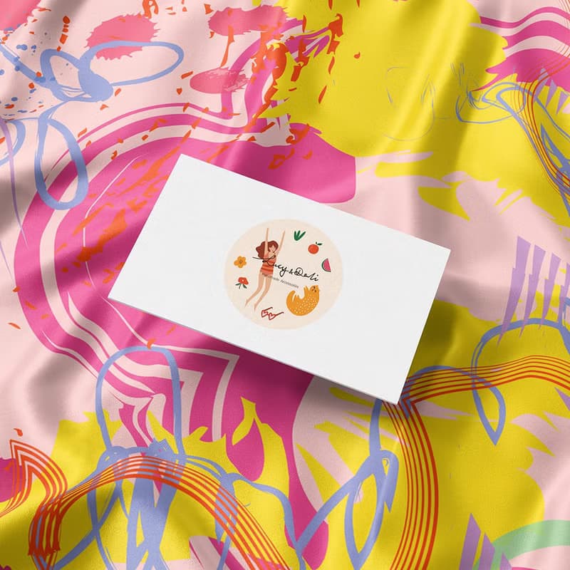 ::100%Silk真絲絲巾:: 清新抽象印花方巾 女朋友禮物 scarf 春天