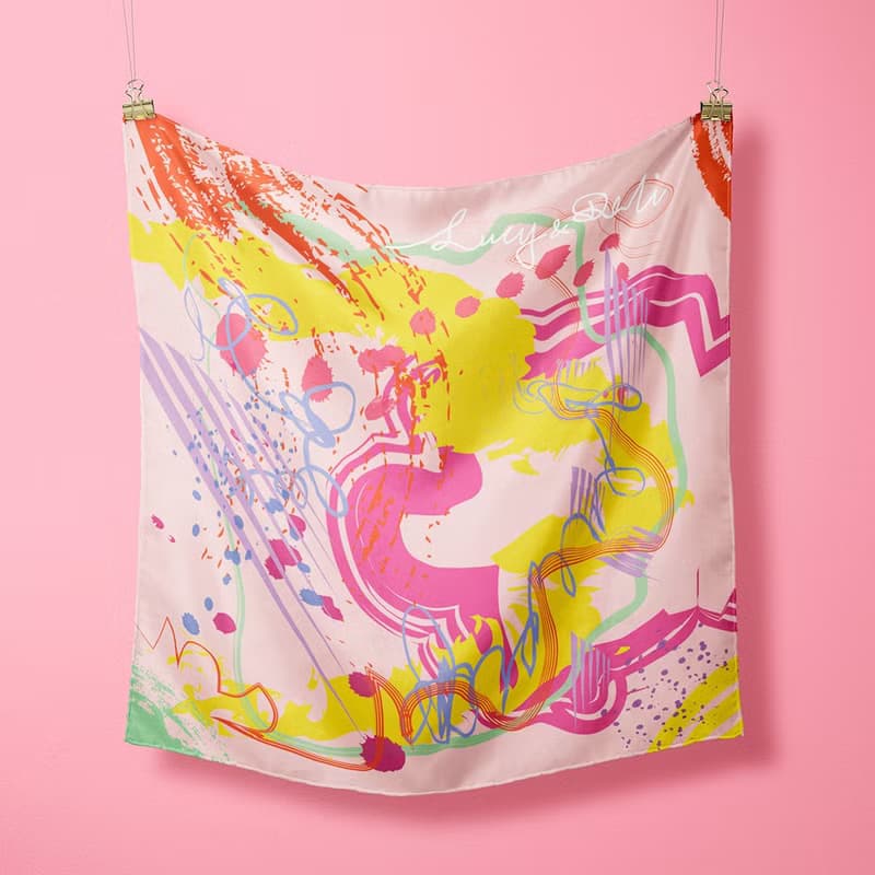 ::100%Silk真絲絲巾:: 清新抽象印花方巾 女朋友禮物 scarf 春天