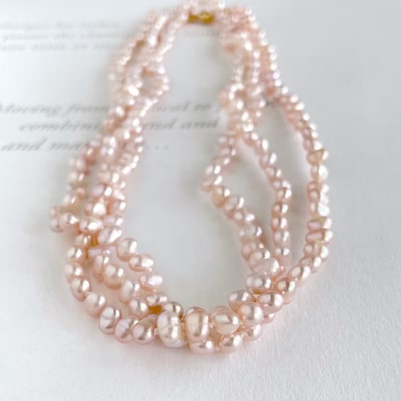 ほんのり桜ピンク バロックパール 超ロングネックレス ちょっと訳あり 1点のみ