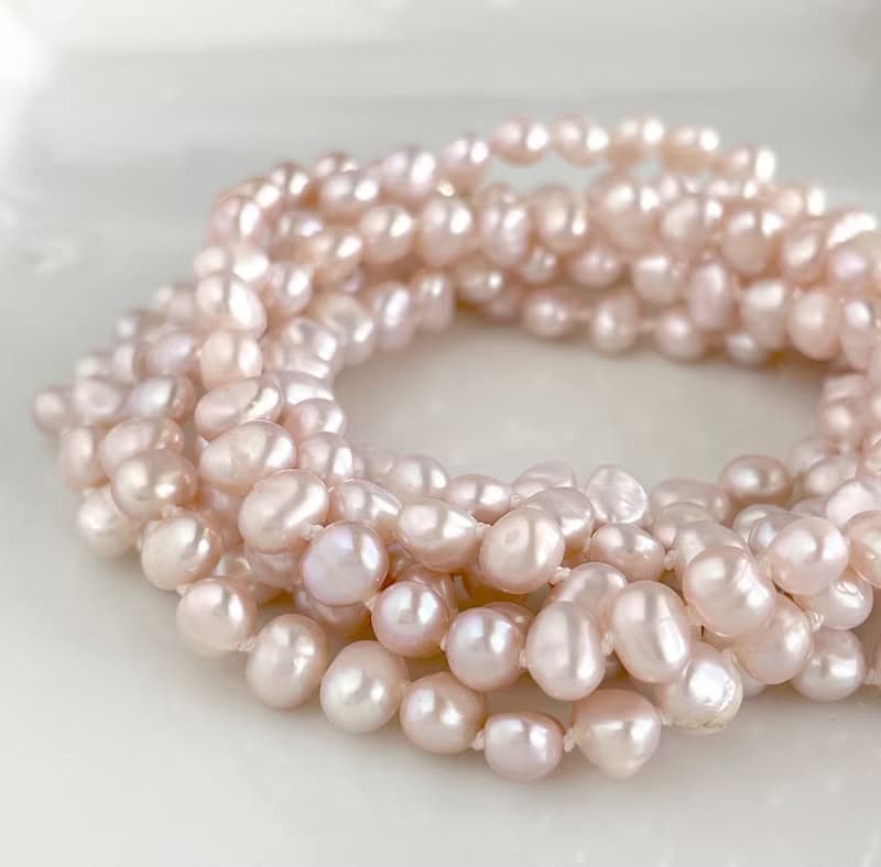 ほんのり桜ピンク バロックパール 超ロングネックレス ちょっと訳あり 1点のみ