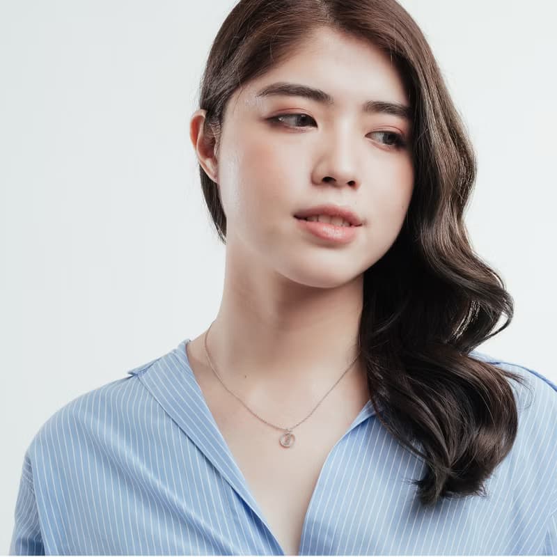 星鑽圍繞英文字母項鍊 鑲鑽項鍊/銀色/獨一無二