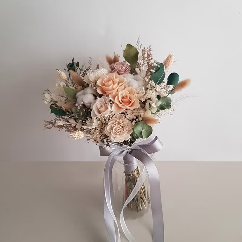 永生花+乾燥花|低彩度氣質款奶茶色系捧花 登記 外拍 結婚捧花