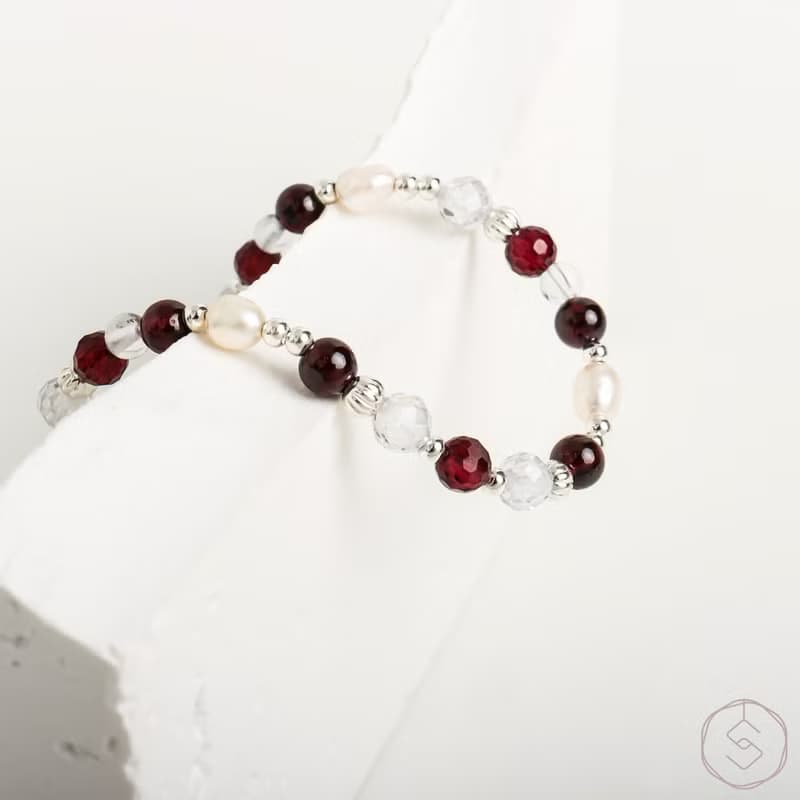 曙光 | 石榴石 珍珠 白水晶 S925純銀 | 天然水晶手鍊