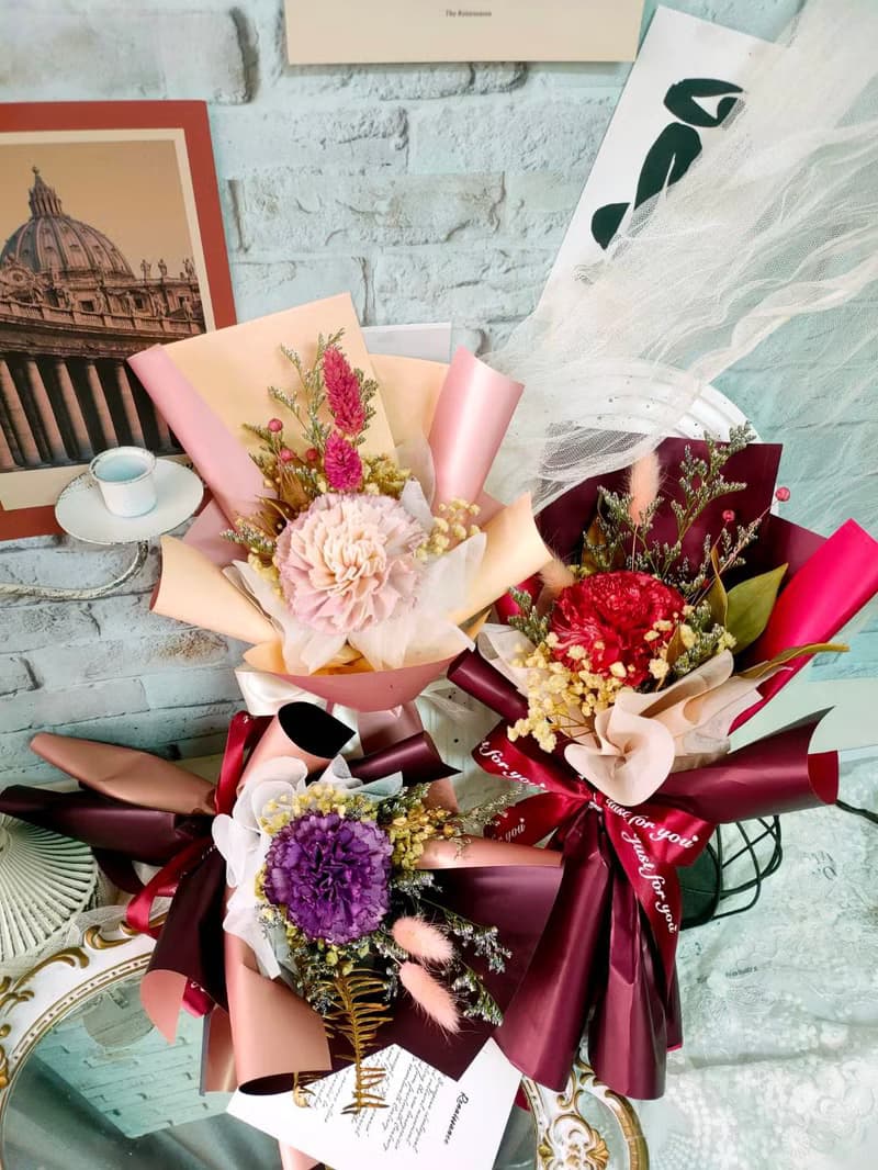 Lingling's Studio母親節小資款花束/母親節康乃馨乾燥小花束