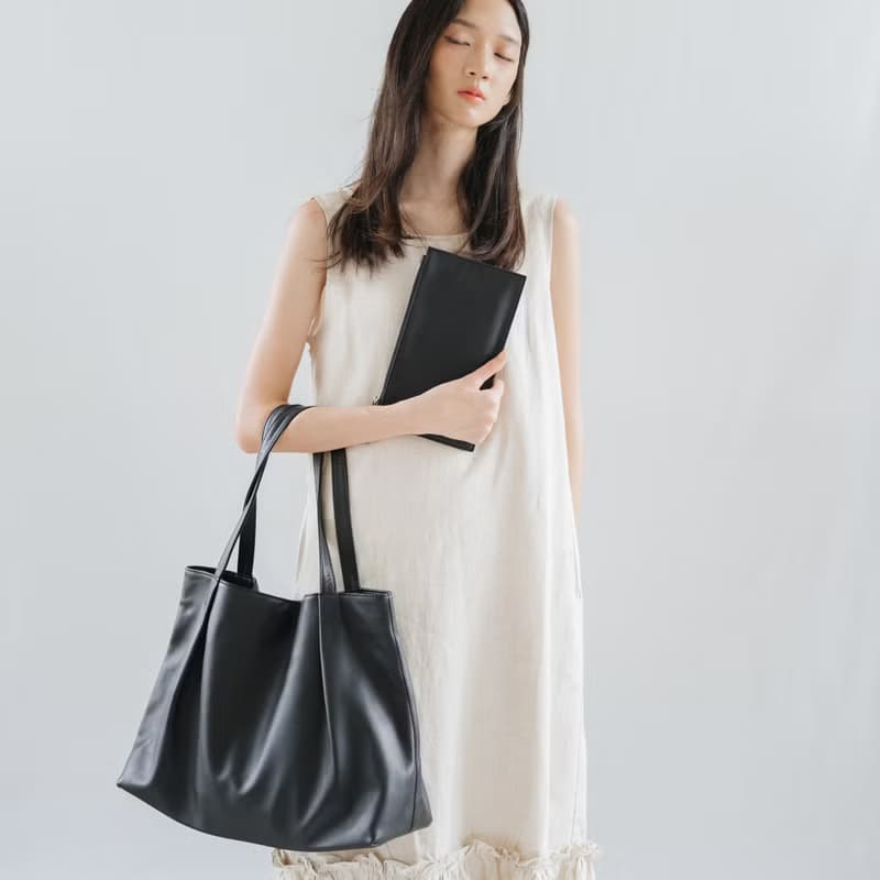 MARY-LIGHTWEIGHT WOMEN COW LEATHER TOTE BAG- BLACK