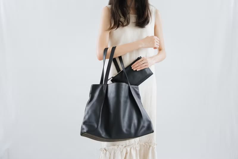 MARY-LIGHTWEIGHT WOMEN COW LEATHER TOTE BAG- BLACK