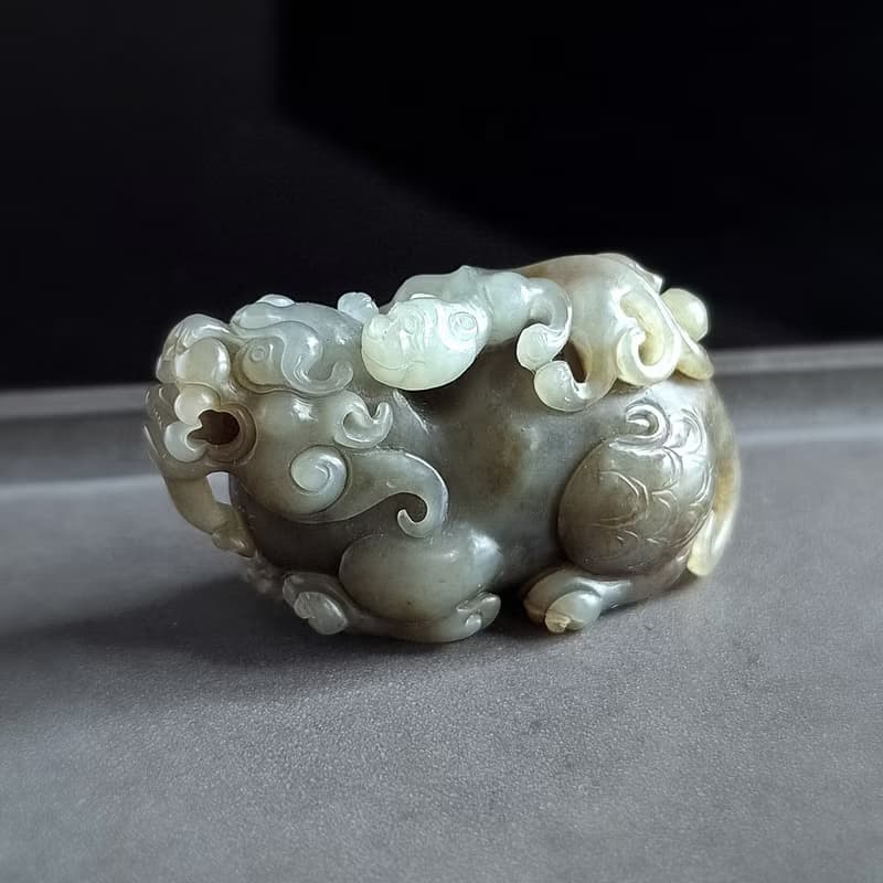 招財母子貔貅吊墜擺設 | 天然和田玉玉器