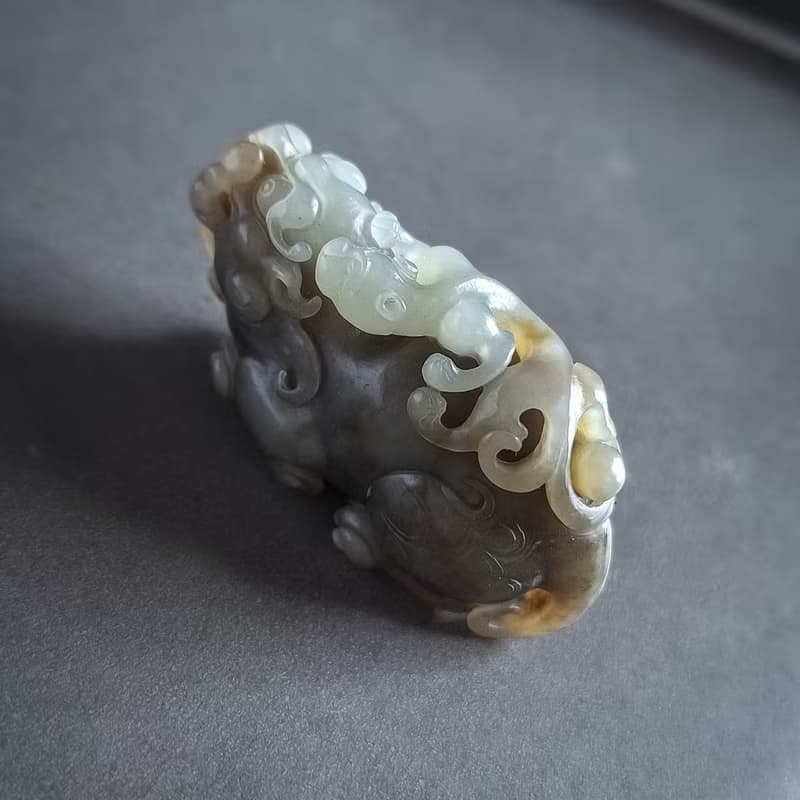 招財母子貔貅吊墜擺設 | 天然和田玉玉器
