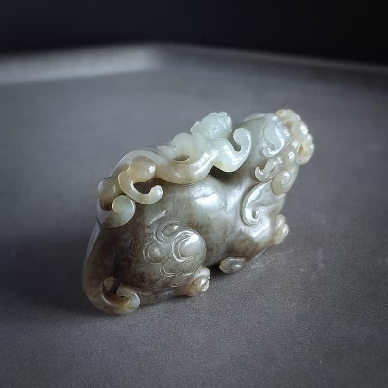 招財母子貔貅吊墜擺設 | 天然和田玉玉器