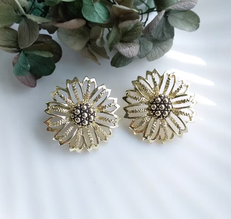 【西洋古董飾品 】SARAH COV 1960年 Daisy Mae 系列 夾式耳環