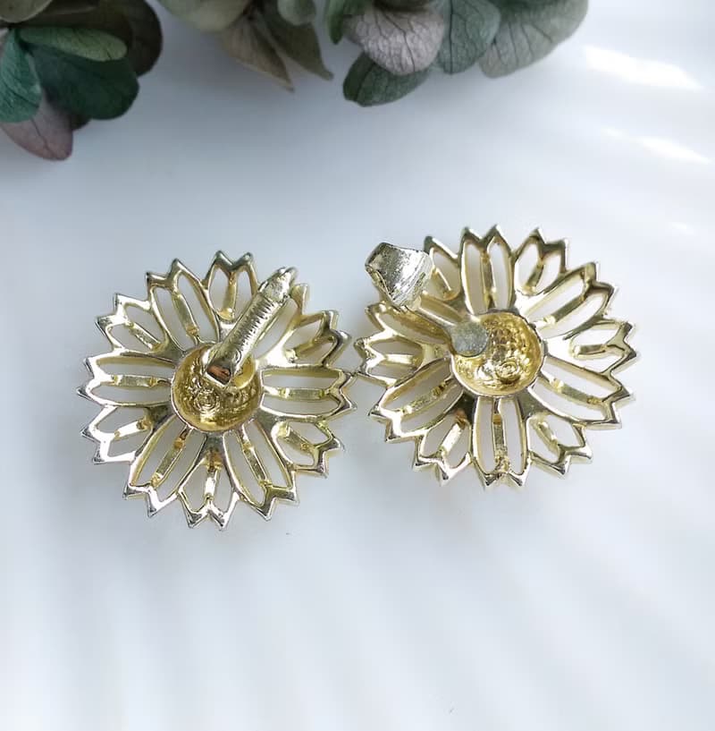 【西洋古董飾品 】SARAH COV 1960年 Daisy Mae 系列 夾式耳環
