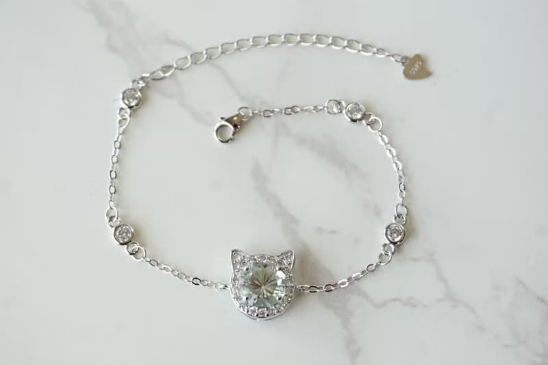 Natural GreenAmethyst Bracelet Sterling Silver 925 with Whitegold Plated.