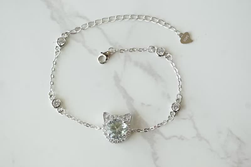 Natural GreenAmethyst Bracelet Sterling Silver 925 with Whitegold Plated.